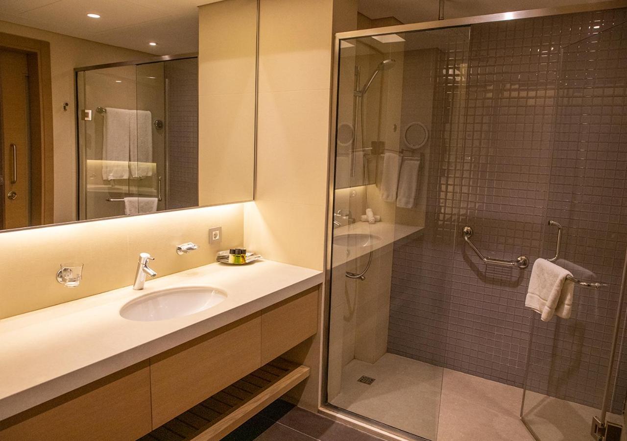 Saifi Suites Hotel Beirut Exterior photo