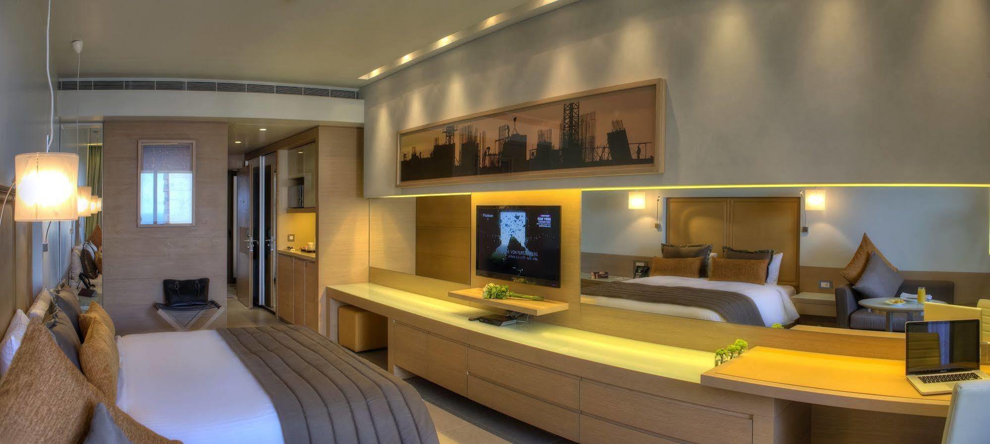 Saifi Suites Hotel Beirut Exterior photo