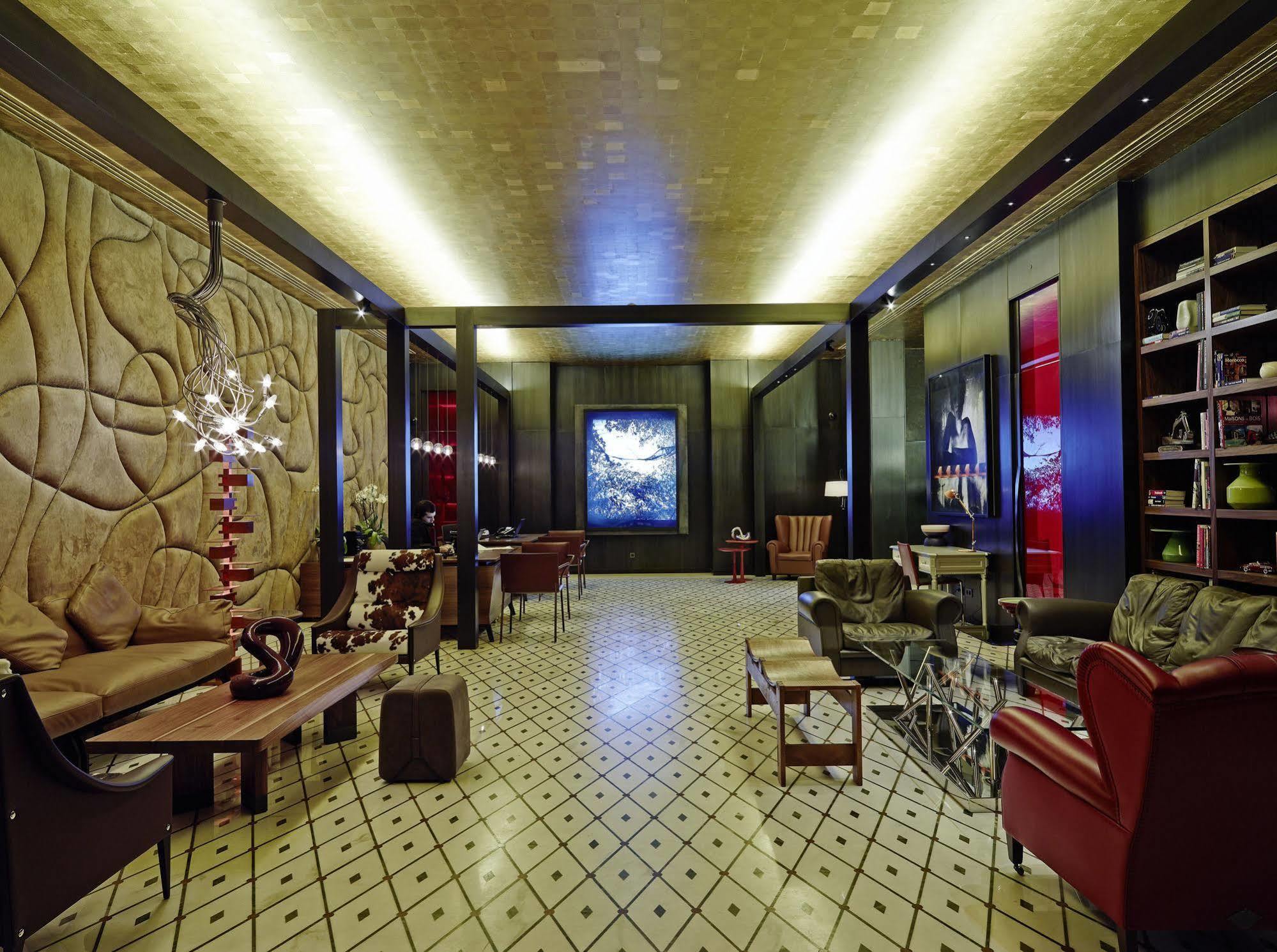 Saifi Suites Hotel Beirut Exterior photo